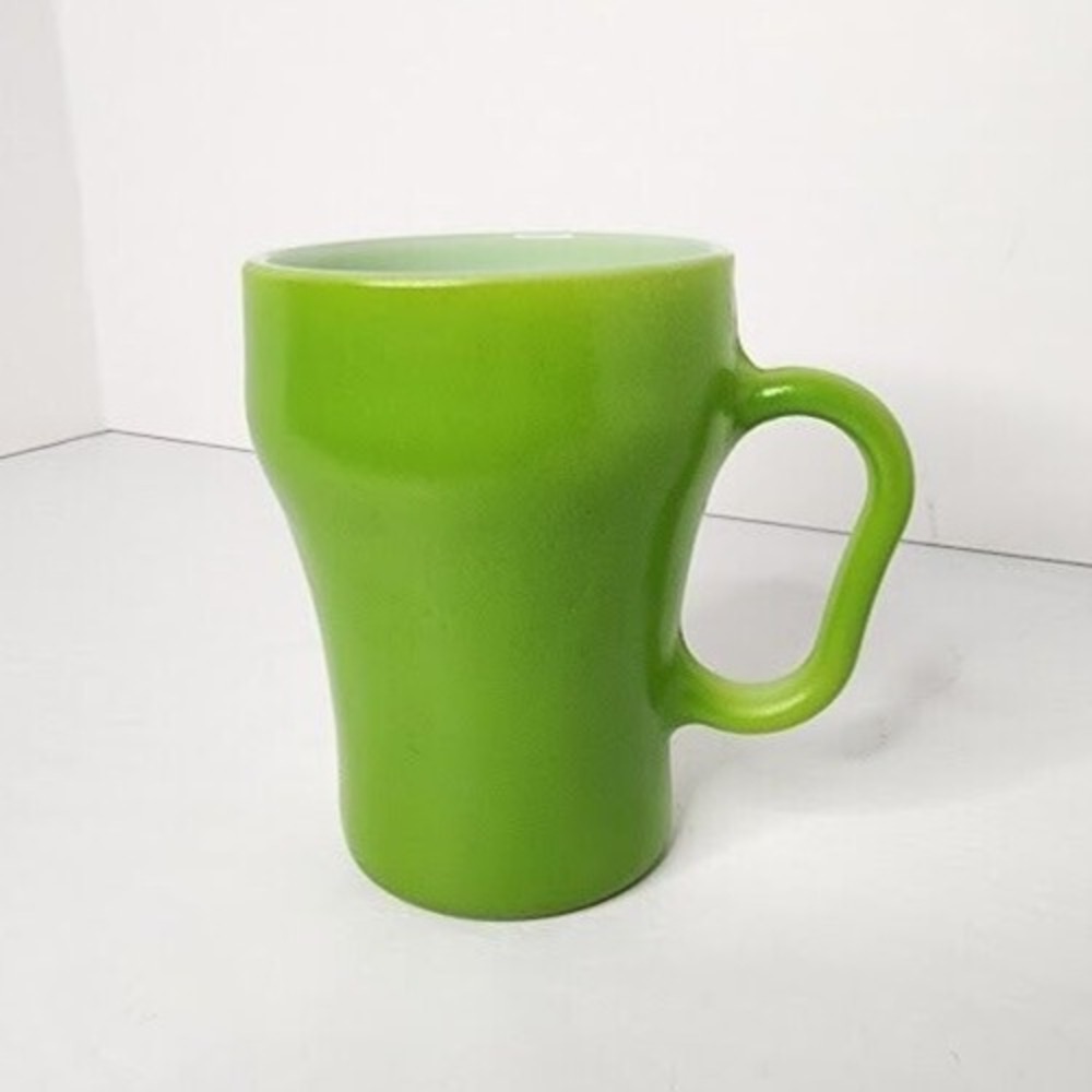 VTG Anchor Hocking Fire King Lime Green MCM Retro Coffee/Soda Mug Made in USA